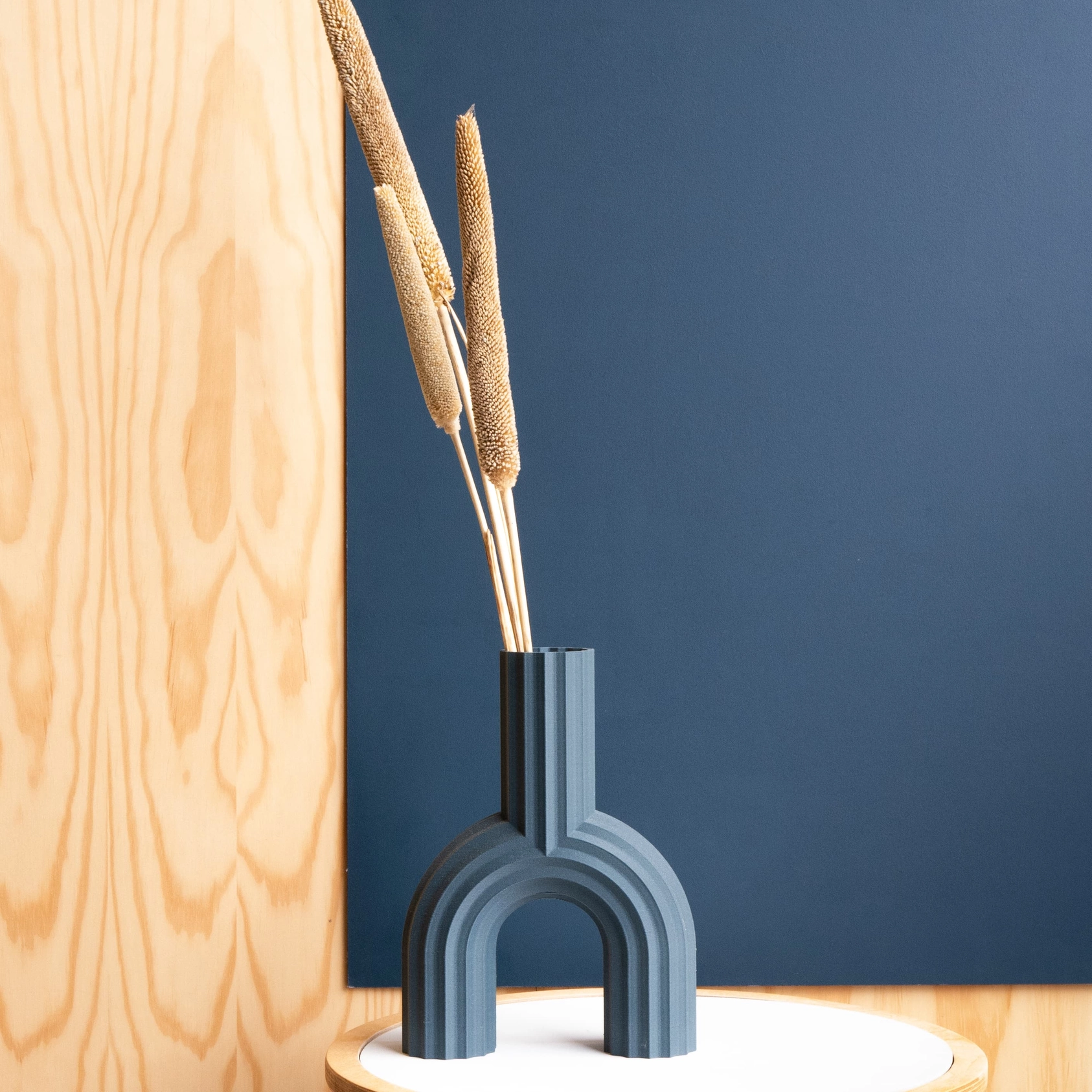 Minimum Design Vase für Trockenblumen ARCH in blau, nachhaltiger 3D-Druck