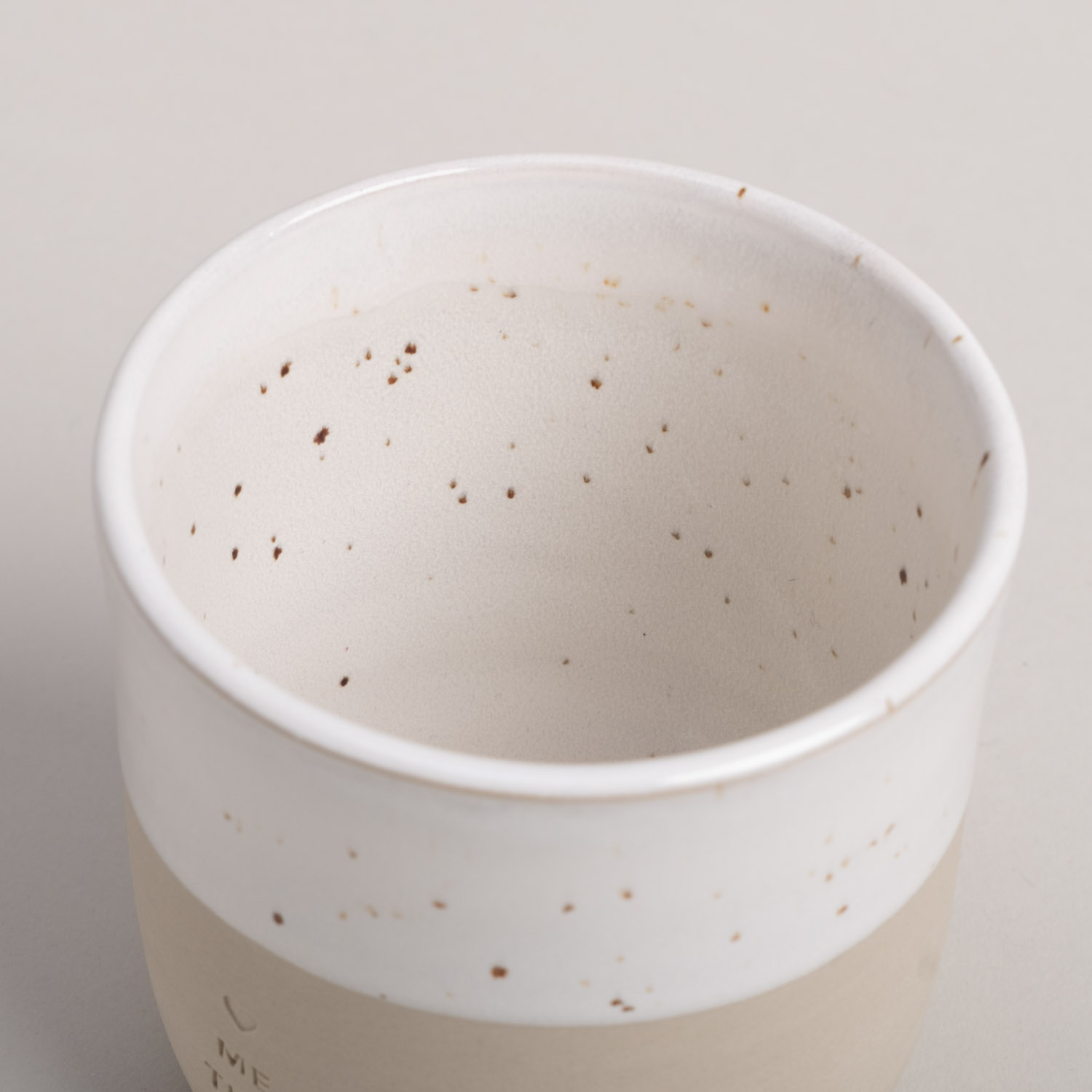 Eulenschnitt Becher aus Steingut ME TIME | Cappuccinobecher aus Portugal | kleine Auszeit für dich selbst