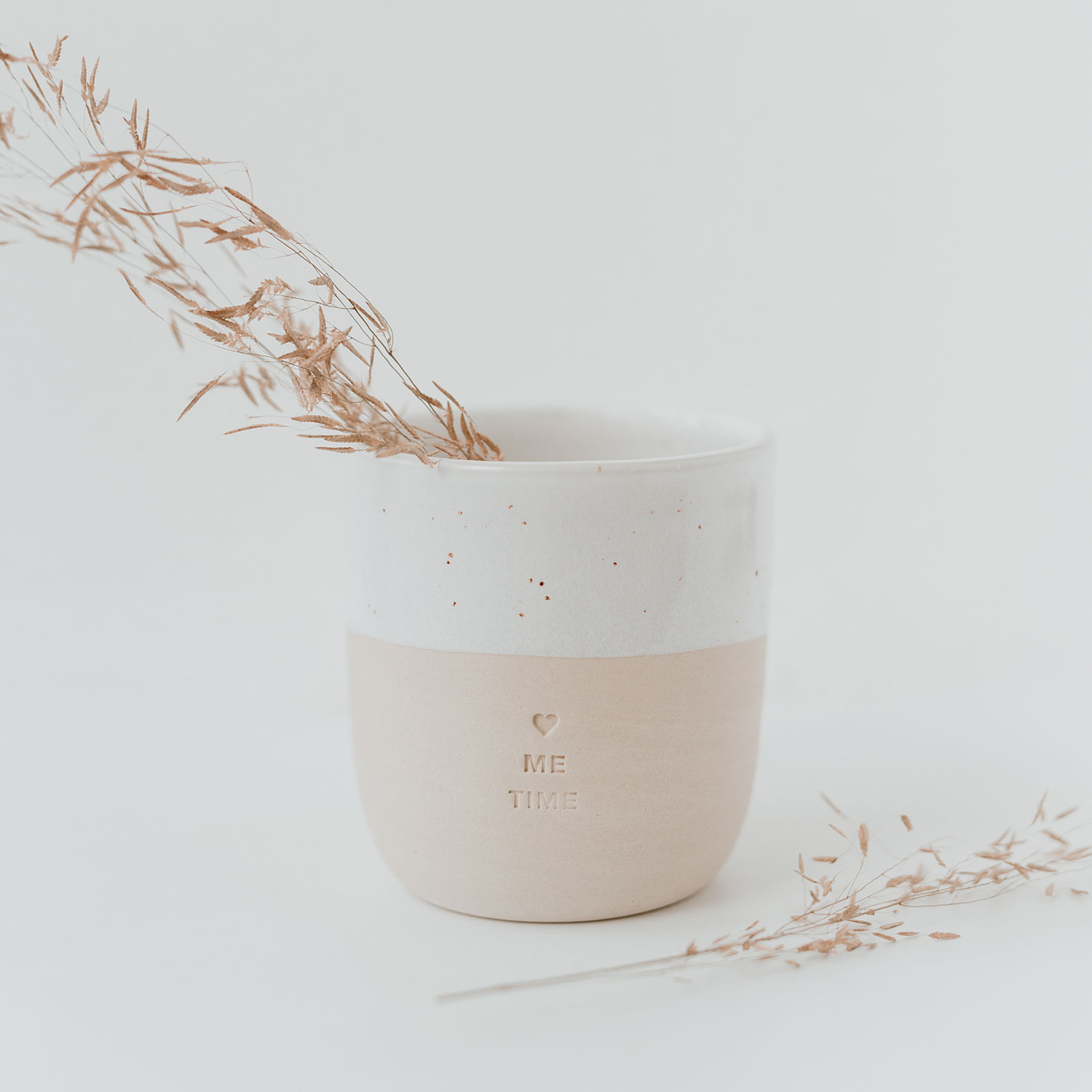 Eulenschnitt Becher aus Steingut ME TIME | Cappuccinobecher aus Portugal | kleine Auszeit für dich selbst