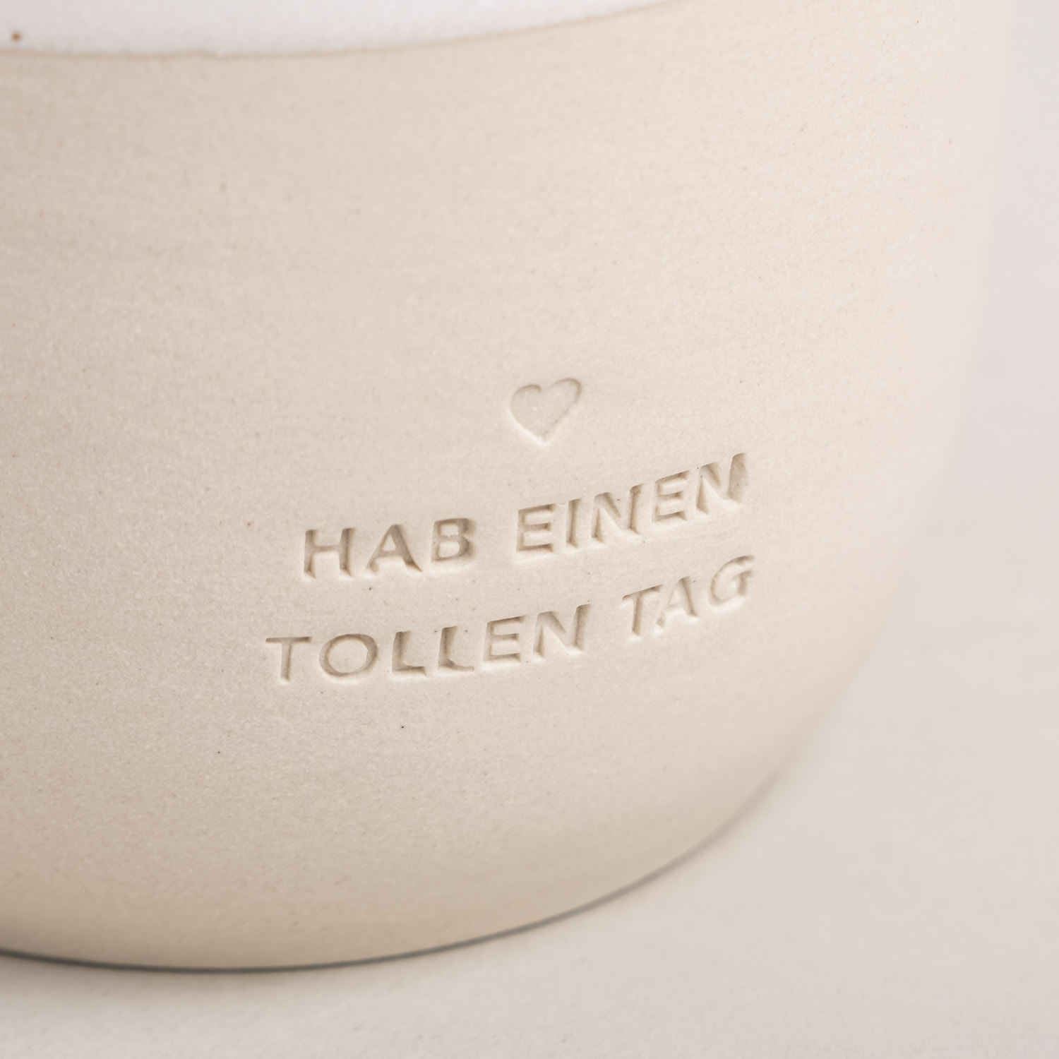 Eulenschnitt Becher aus Steingut | Motiv Hab einen tollen Tag | mit 320 ml perfekt für einen Cappuccino