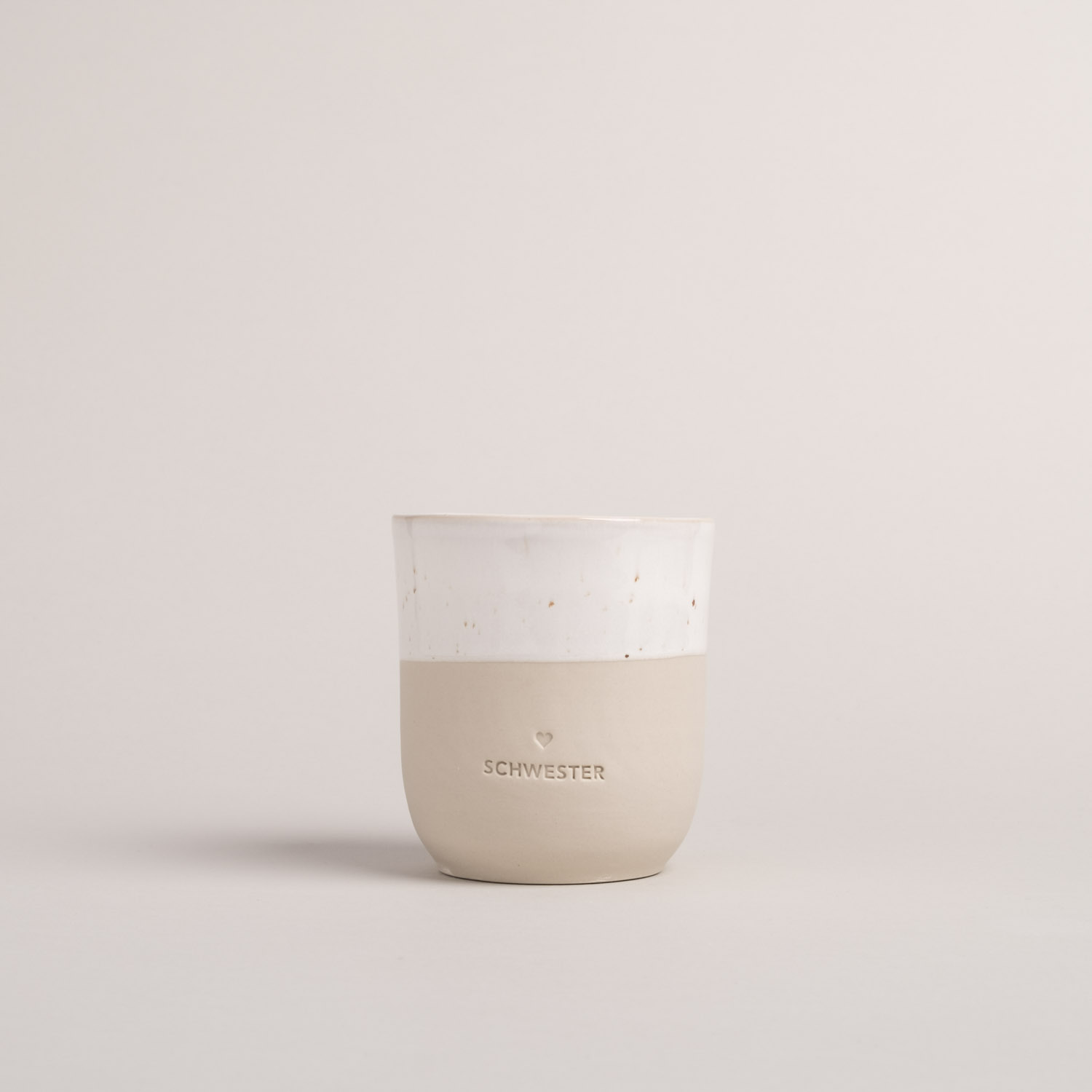 Eulenschnitt Steingut-Becher Schwester | schöne Tasse mit Motiv | Perfekt als Geschenk für Geschwister