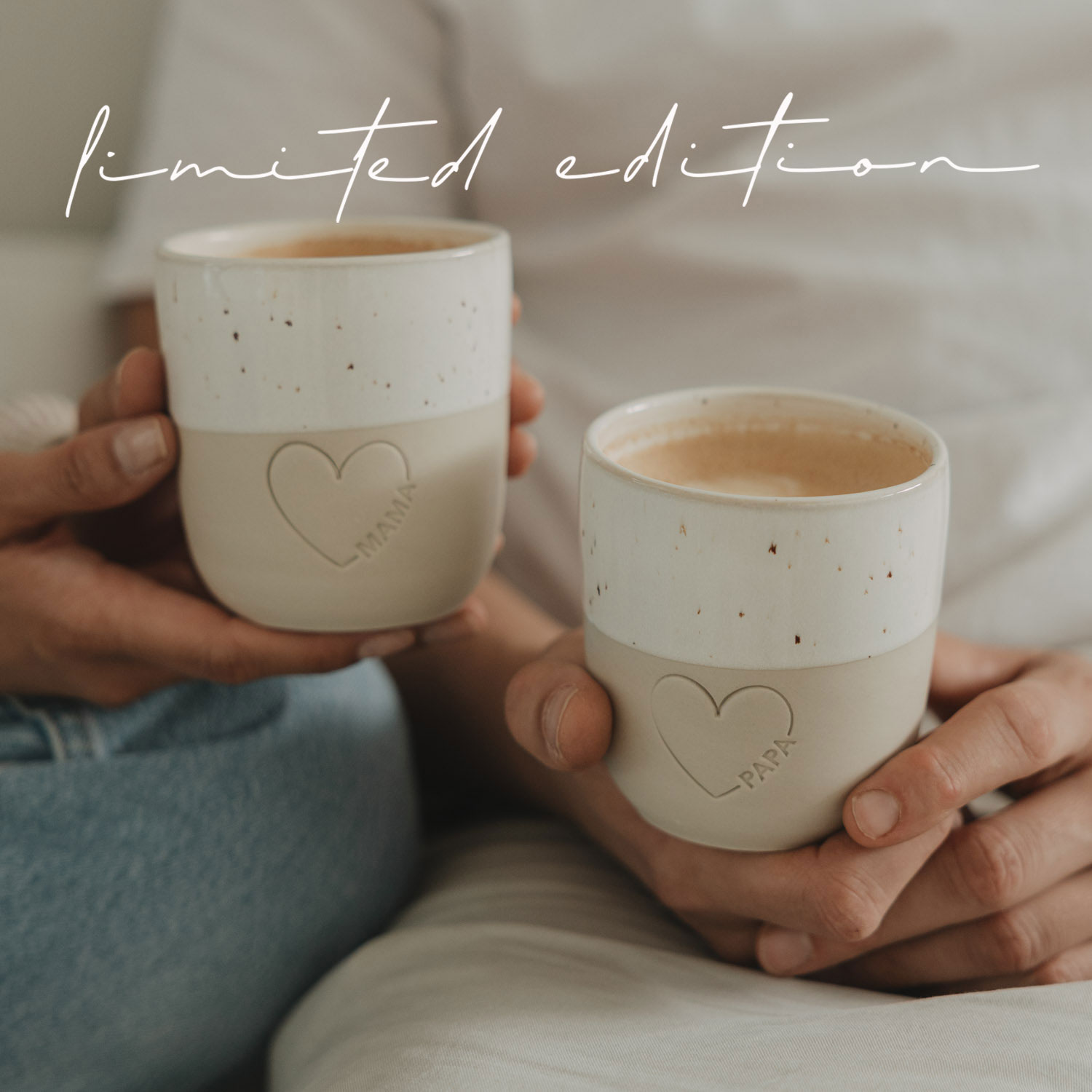 Eulenschnitt Steingut-Becher Mama mit großem Herz | LIMITED EDITION 2026 | Muttertagsgeschenk, handgefertigt