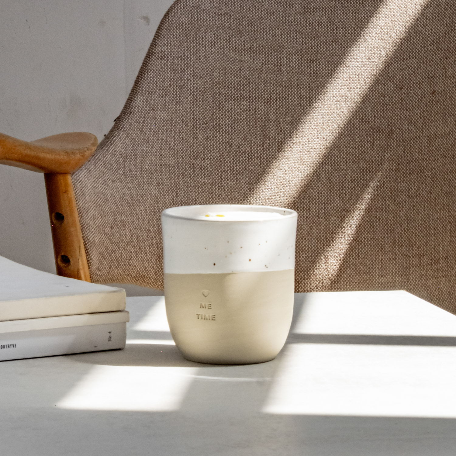 Eulenschnitt Becher aus Steingut ME TIME | Cappuccinobecher aus Portugal | kleine Auszeit für dich selbst