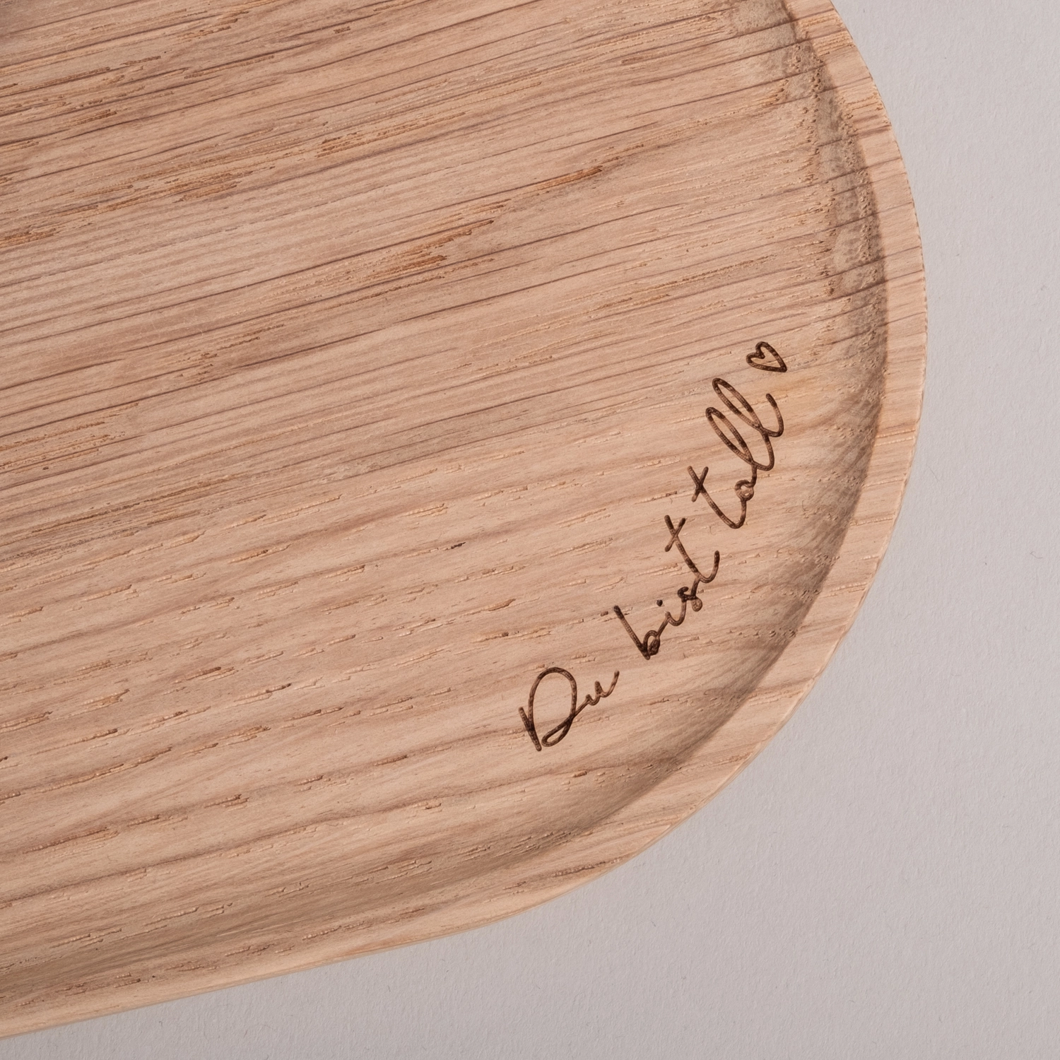 Eulenschnitt kleines Tablett aus Eichenholz mit Aufschrift Du bist toll