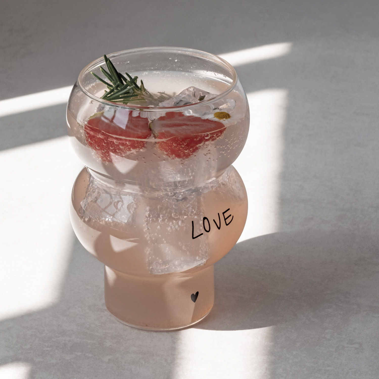 Eulenschnitt großes Bubble Glas Love für Eiskaffee, 500 ml Fassungsvermögen