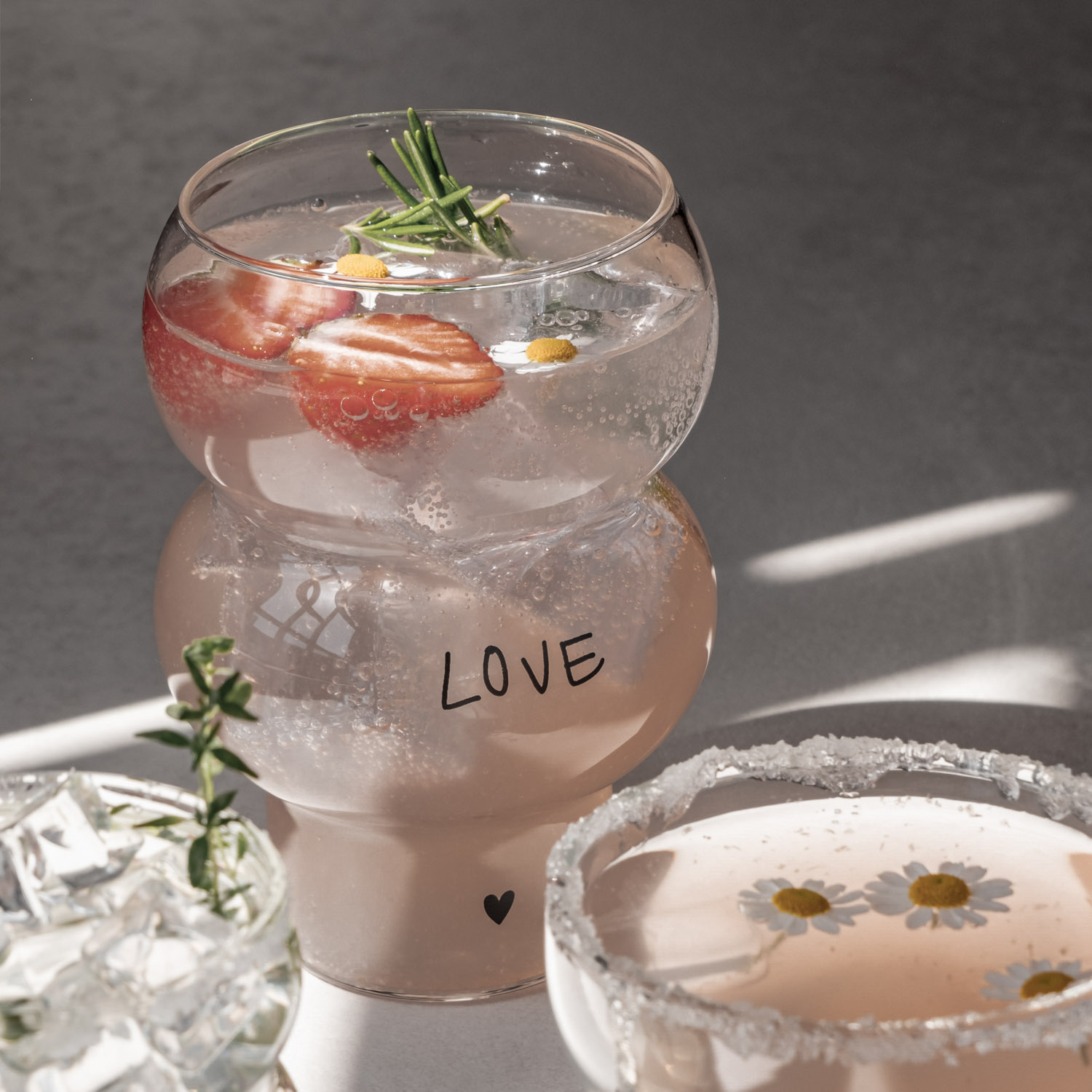 Eulenschnitt großes Bubble Glas Love für Eiskaffee, 500 ml Fassungsvermögen Eulenschnitt großes Bubble Glas Love für Eiskaffee, 500 ml Fassungsvermögen