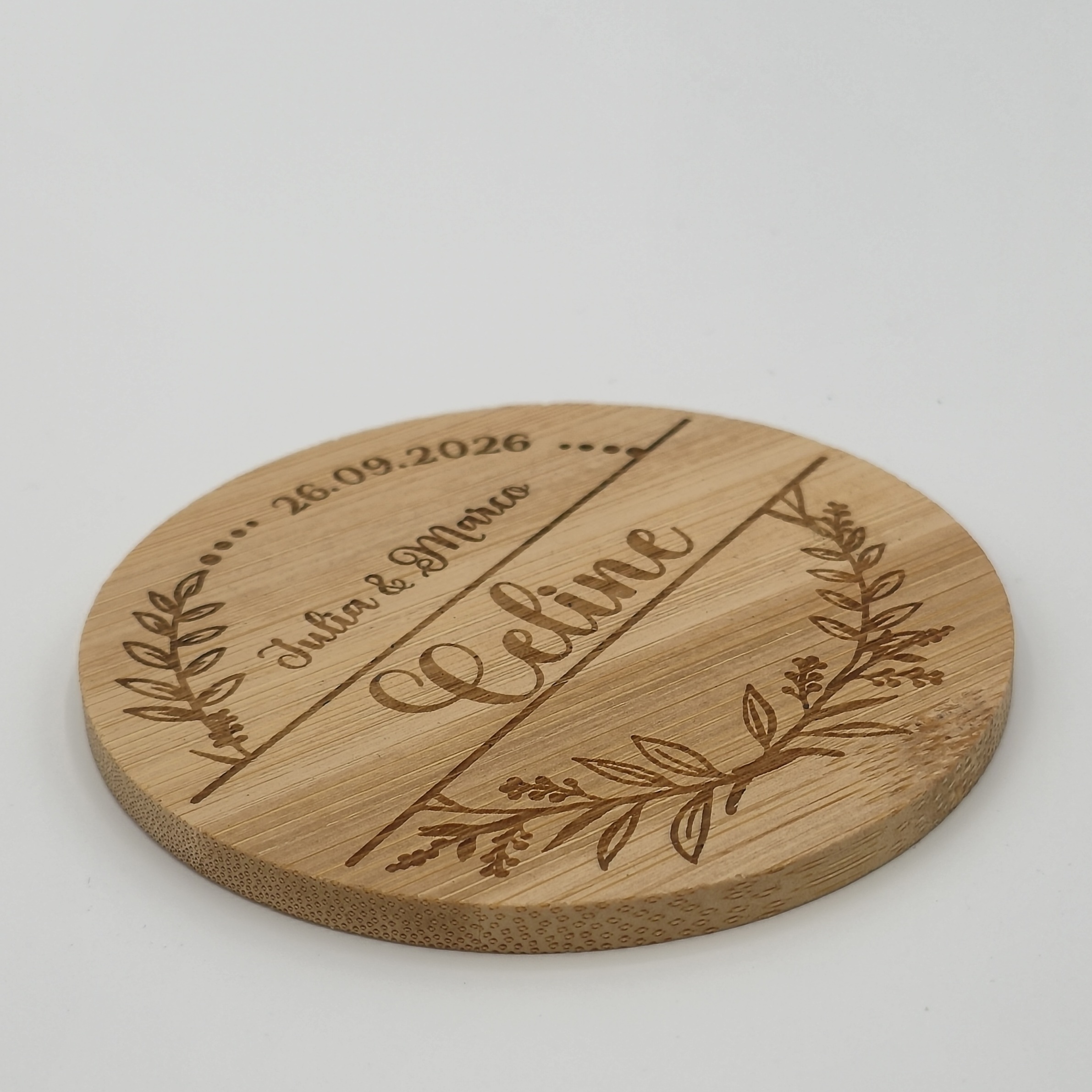 Platzkarte und Untersetzer aus Bambus, perfekt für Hochzeiten, personalisiert